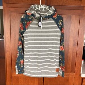 NWT & Womens Sz S. Pullover Striped/Floral Print Hoodie EUC. Sporty, School.Fall